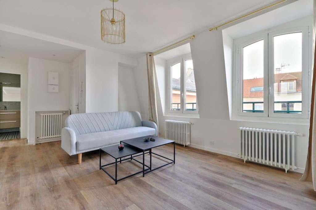 Apartment Welcome To The Lola House Marly-le-Roi